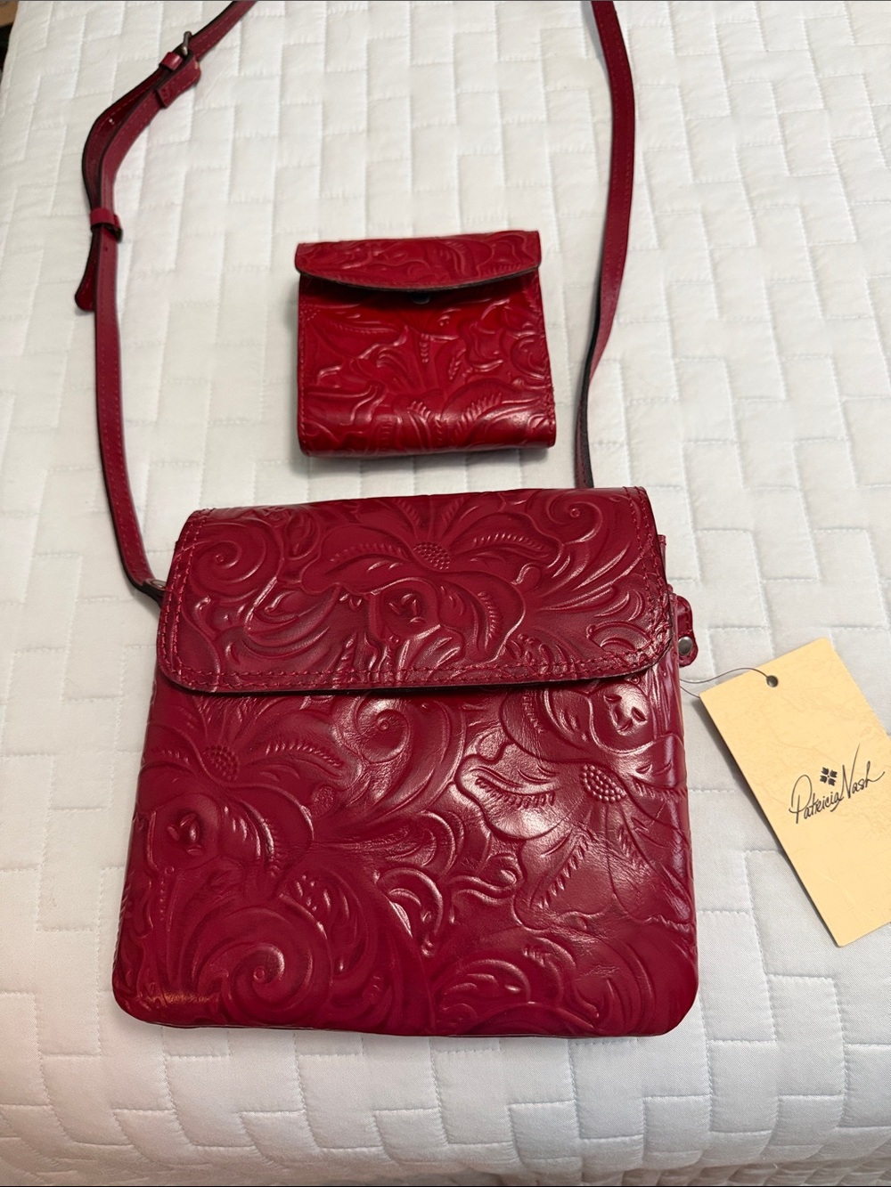 Patricia Nash Red Floral Tooled Leather Crossbody with Coin Wallet